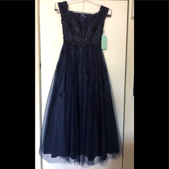 Elizabeth K GLS Formal dress New with Tags Hand Beaded prom party shoulder off - Picture 3 of 15